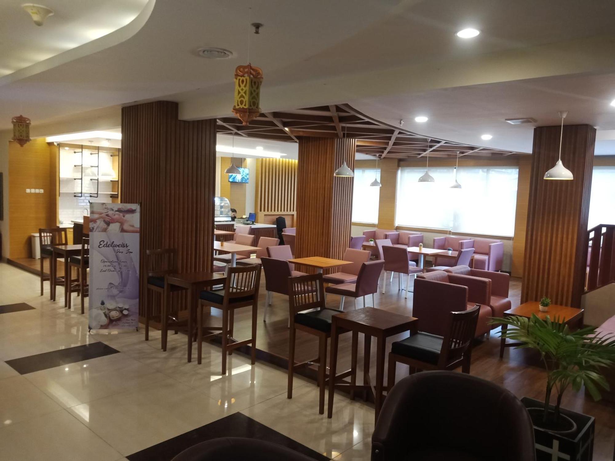 马尼斯酒店 安汶 外观 照片